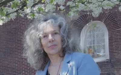 Regina Clarke Weaves Science, Fantasy, and Mystery into Unforgettable Stories That Explore the Unknown